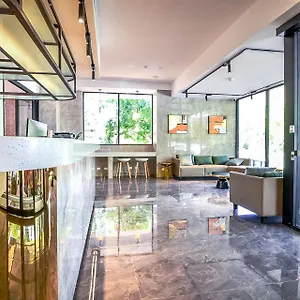 https://aurea-kings-park.hotelsperth.org