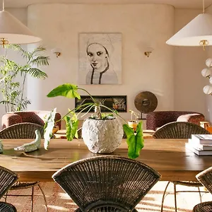 https://basq-house-byron-bay.hotelsbyronbayaustralia.com